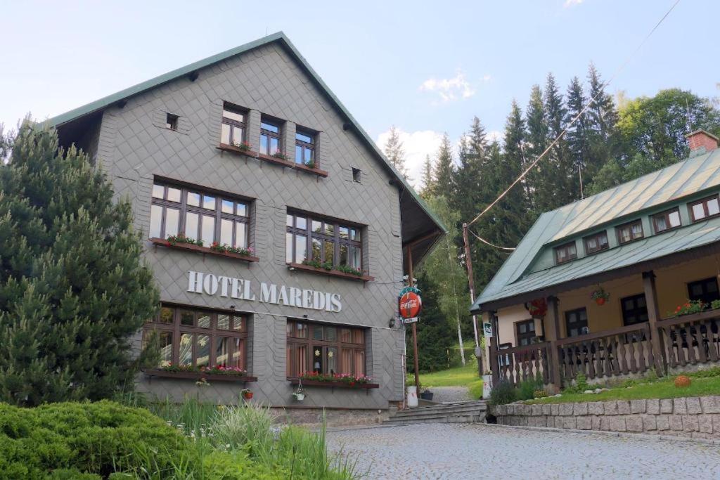Hotel Maredis Rero Kořenov Buitenkant foto
