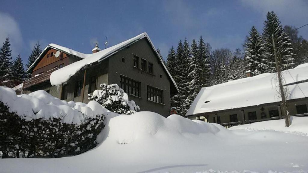 Hotel Maredis Rero Kořenov Buitenkant foto